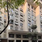 Ao Lado Da Praia - Coparabana - Modernidade E Beleza