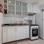 Ao Lado Da Praia - Coparabana - Modernidade E Beleza